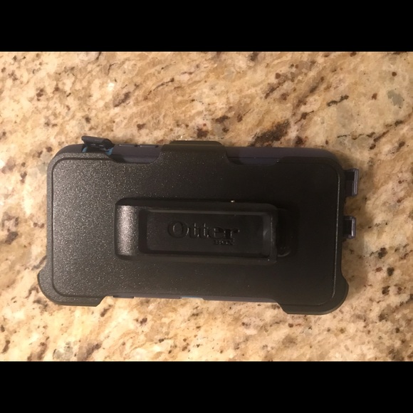 Otter box super protective case (iPhone 7/8) - Picture 4 of 4